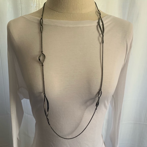 ALEXIS BITTAR • Long Gunmetal Curb & Custom Sculpted Double Sided Link Necklace - Picture 3 of 8